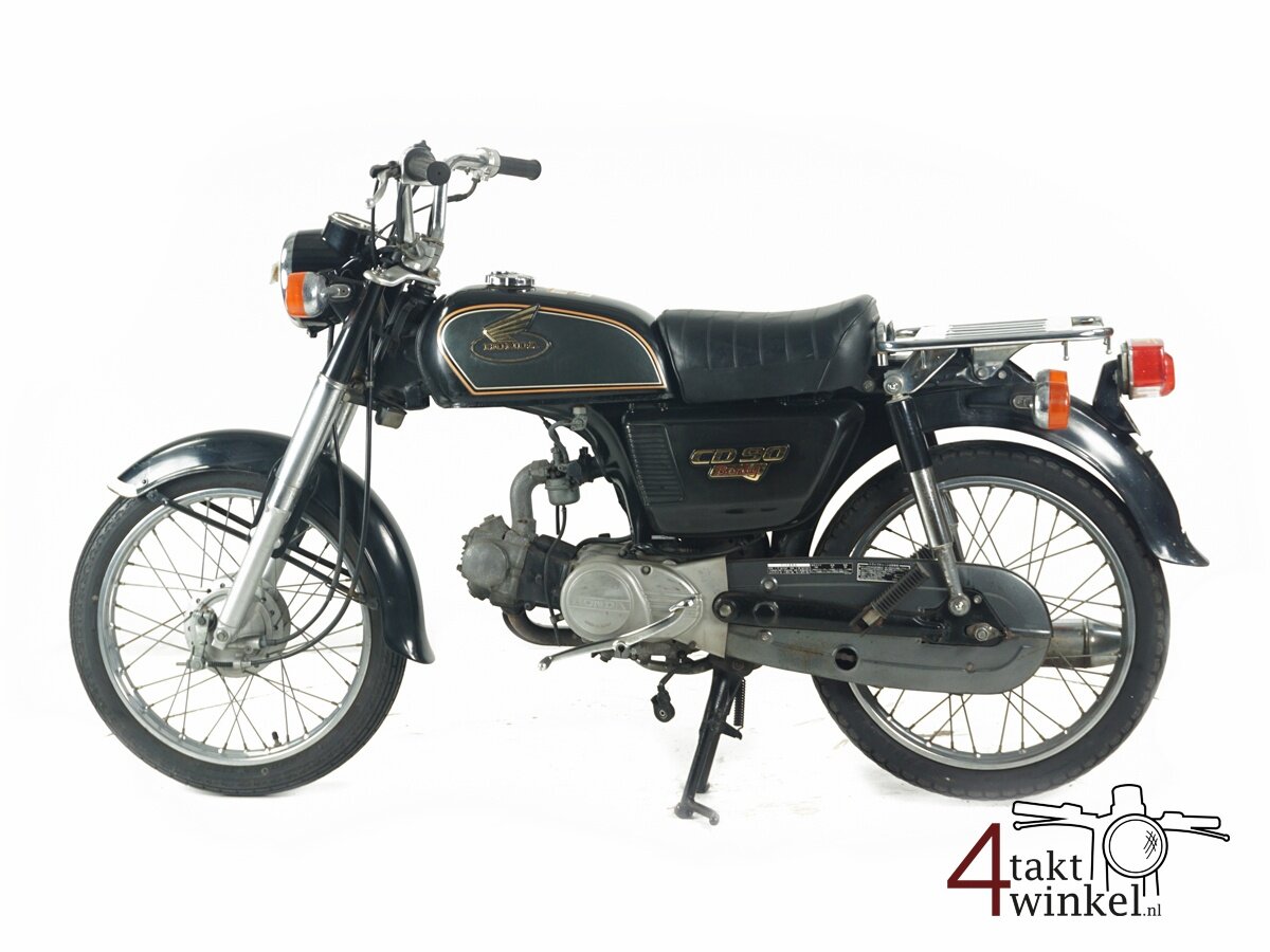 VENDU ! Honda CD90, black, 8597km