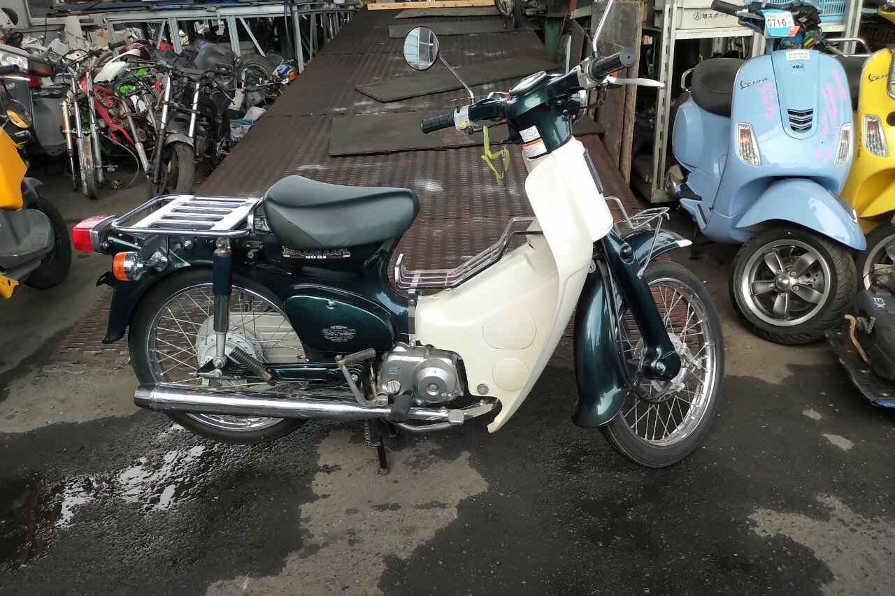 VENDU: Honda C90 NT, Japonais, Vert, 7042 km