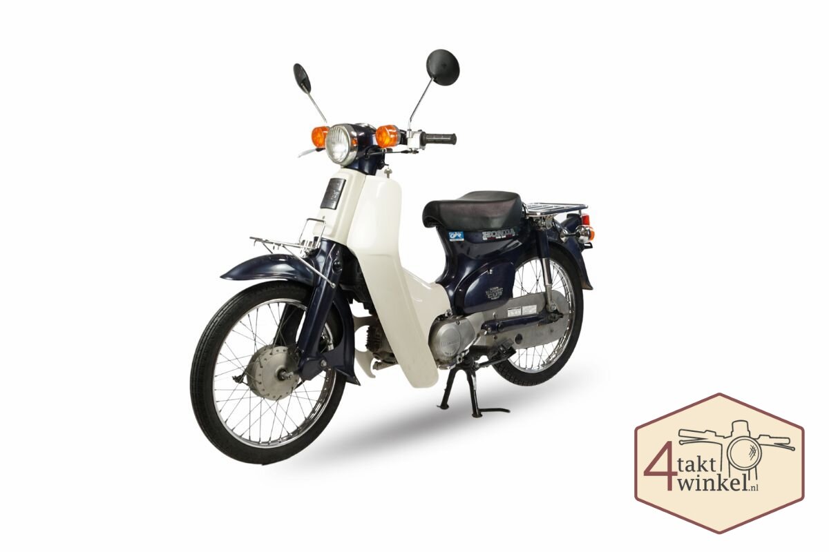 VENDU ! Honda C50 NT Japonais, Pourpre, 5191 km, immatriculation n&eacute;erlandaise