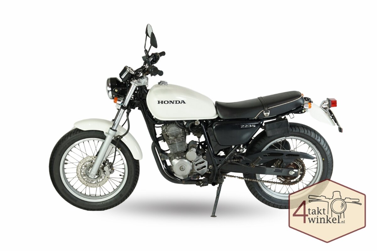 Honda CB223s, Japans, Blanc, 5725km, 2010, immatriculation n&eacute;erlandaise