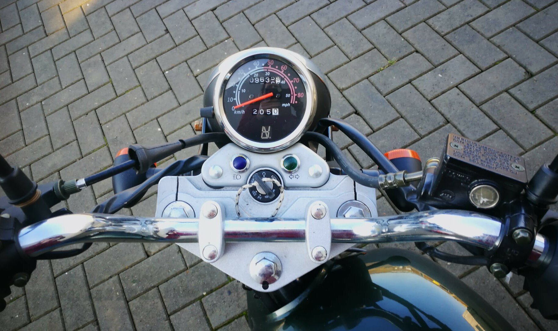 Hanway Raw 50, moto &agrave; restaurer