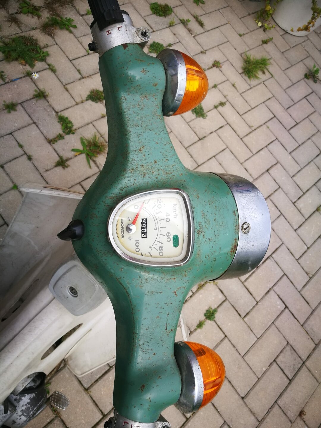 VENDU! Honda C50 OT Japanese, green, 1047 km