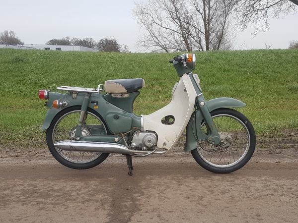 VERKOCHT! Honda C50 OT Japans groen, 8025km, met Kenteken! - 4taktwinkel.nl