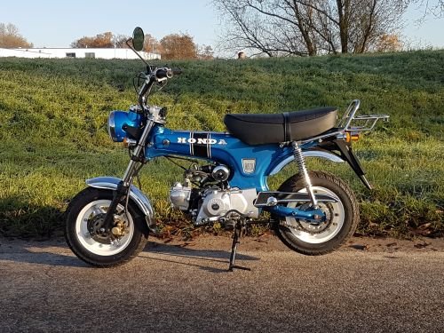 VERKOCHT ! Skyteam, 50cc, Dax, 225km, blauw