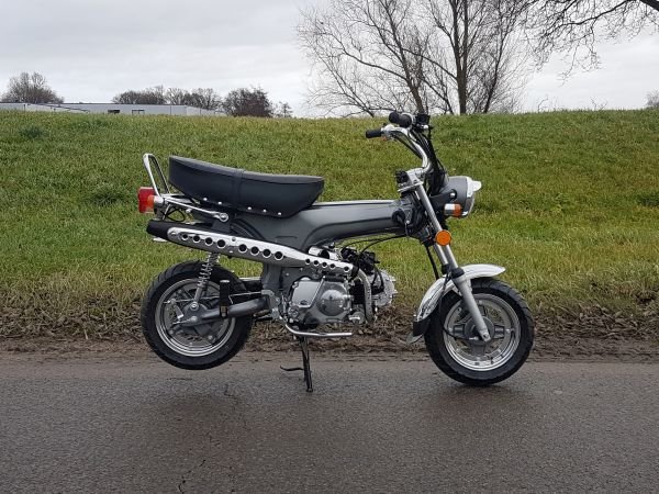 VENDU Zhenhua Dax 50cc, EFI, Euro4, Gris