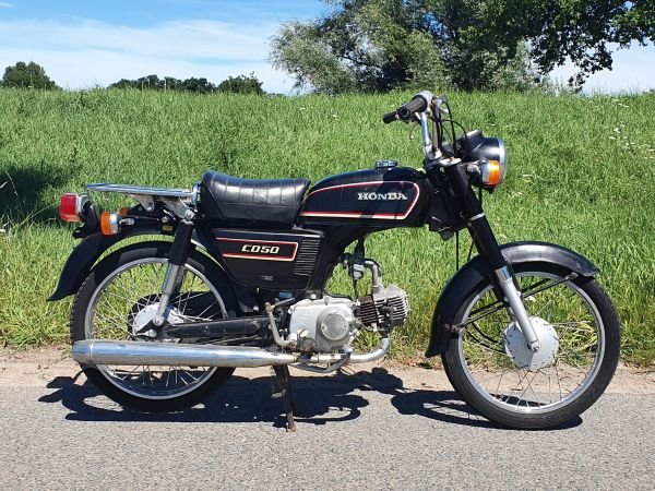 VERKOCHT ! Honda CD50 benly Japans, Zwart, 9018 km