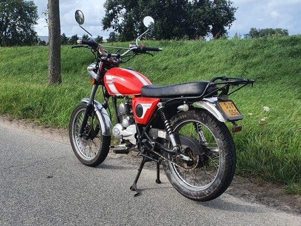 VERKOCHT! Mash Fifty, 50cc, rood, 14092km