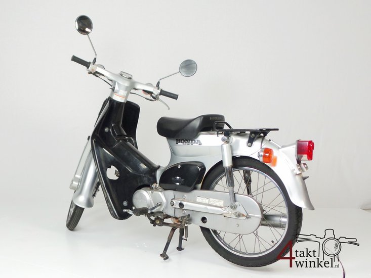 VENDU ! Honda C50 NT Japanese, silver, 12274 km, with papers