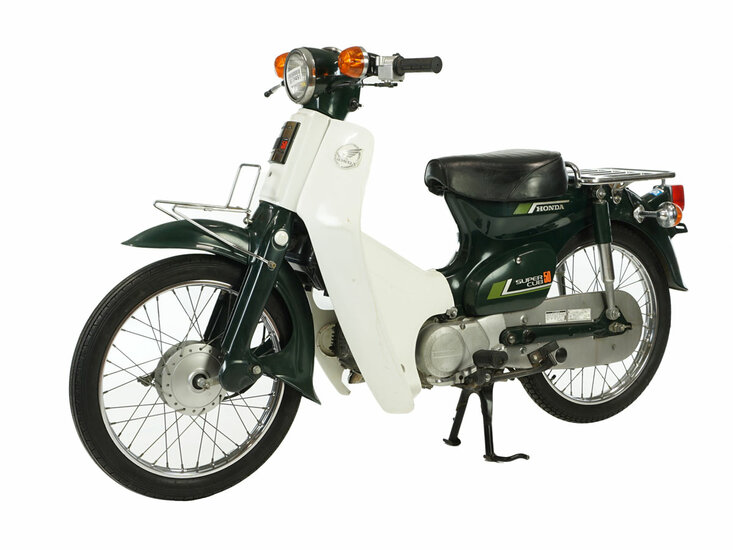 Location: Honda C50 NT, green