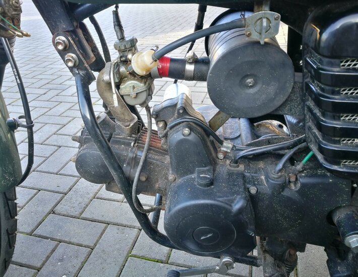 Hanway Raw 50, moto &agrave; restaurer