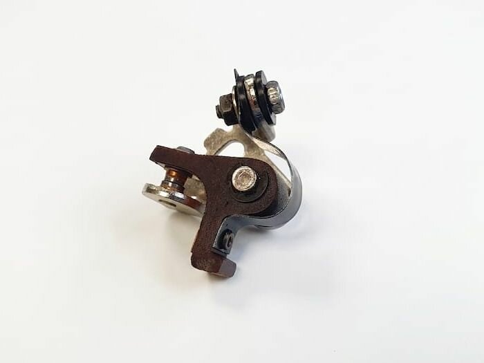 Vis platin&eacute;es C310, C320, 4mm axe