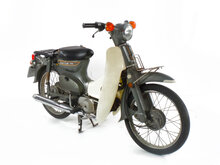 VENDU Honda C70 Japanese, gray, 6785km, with papers!