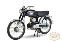 Honda C320s, noir