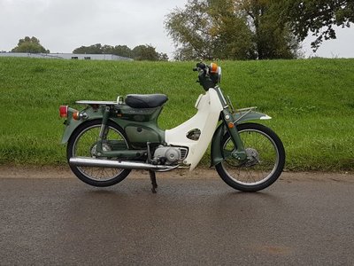 Verkocht! Honda C70 K1 Japans, groen, 8332km, met kenteken