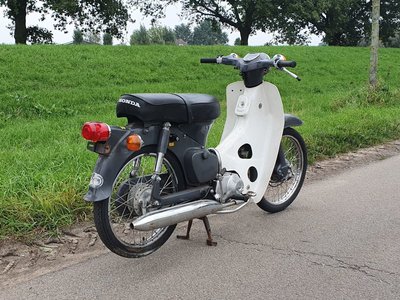 VENDU ! Honda C50 OT Japanese, gray, 5897 km, with papers