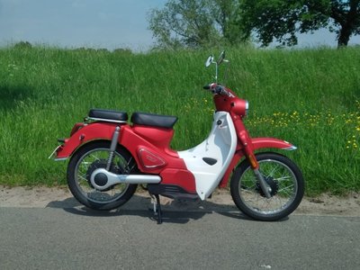 Vendu! Cineco E-Classic, 1000w, Electrique, Rouge