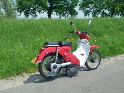 Vendu! Cineco E-Classic, 1000w, Electrique, Rouge