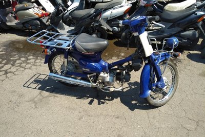 RÉSERVÉ Honda Press-cub, 44467km, 2005