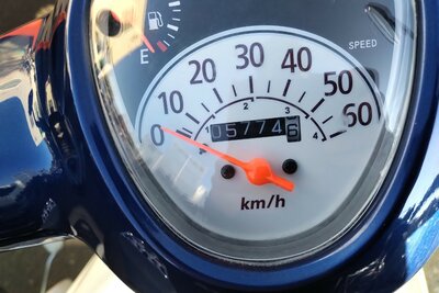 RESERVE ! Honda C50, blue, 5774km