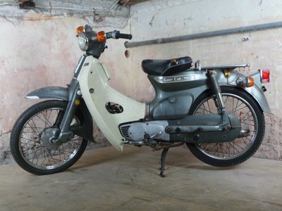 Honda C70 K1 Japanese, gray, 15719km