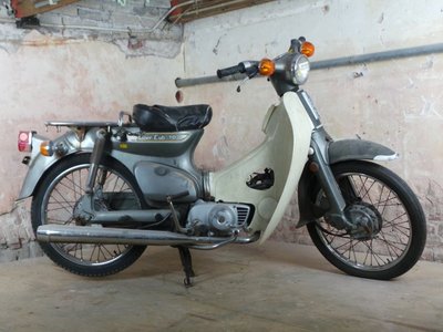 Honda C70 K1 Japanese, gray, 15719km