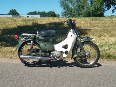 Honda C90 K1 Japanese, 51468 km, green, with papers!