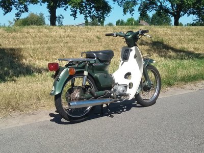 Honda C90 K1 Japanese, 51468 km, green, with papers!